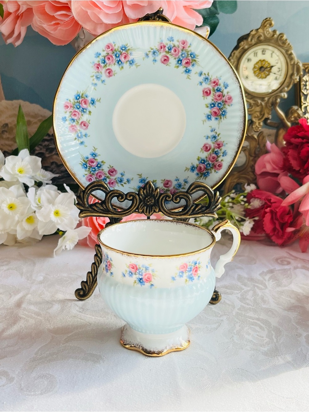 Vintage Elizabethan Fine Bone China Blue Floral Teacup & Saucer Set